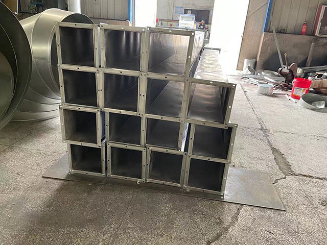不銹鋼焊接風(fēng)管廠家